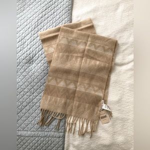 Coldwater Creek scarf NWT
